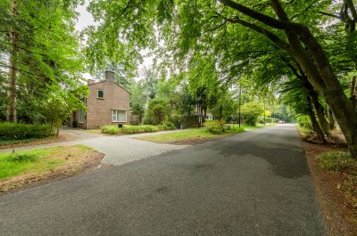 Huis ter heide, Universumlaan 7 