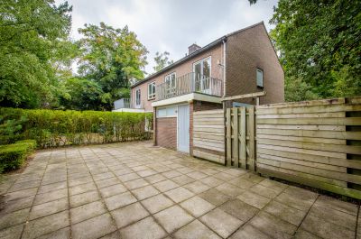 Huis ter heide, Universumlaan 9 