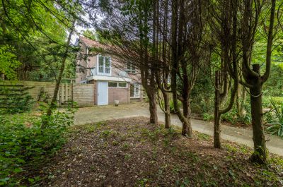 Huis ter heide, Universumlaan 11 