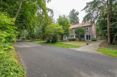 Huis ter heide, Universumlaan 11 