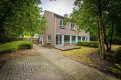 Huis ter heide, Universumlaan 9 