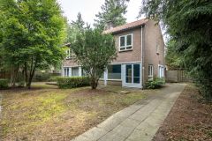 Huis ter heide, Universumlaan 11 